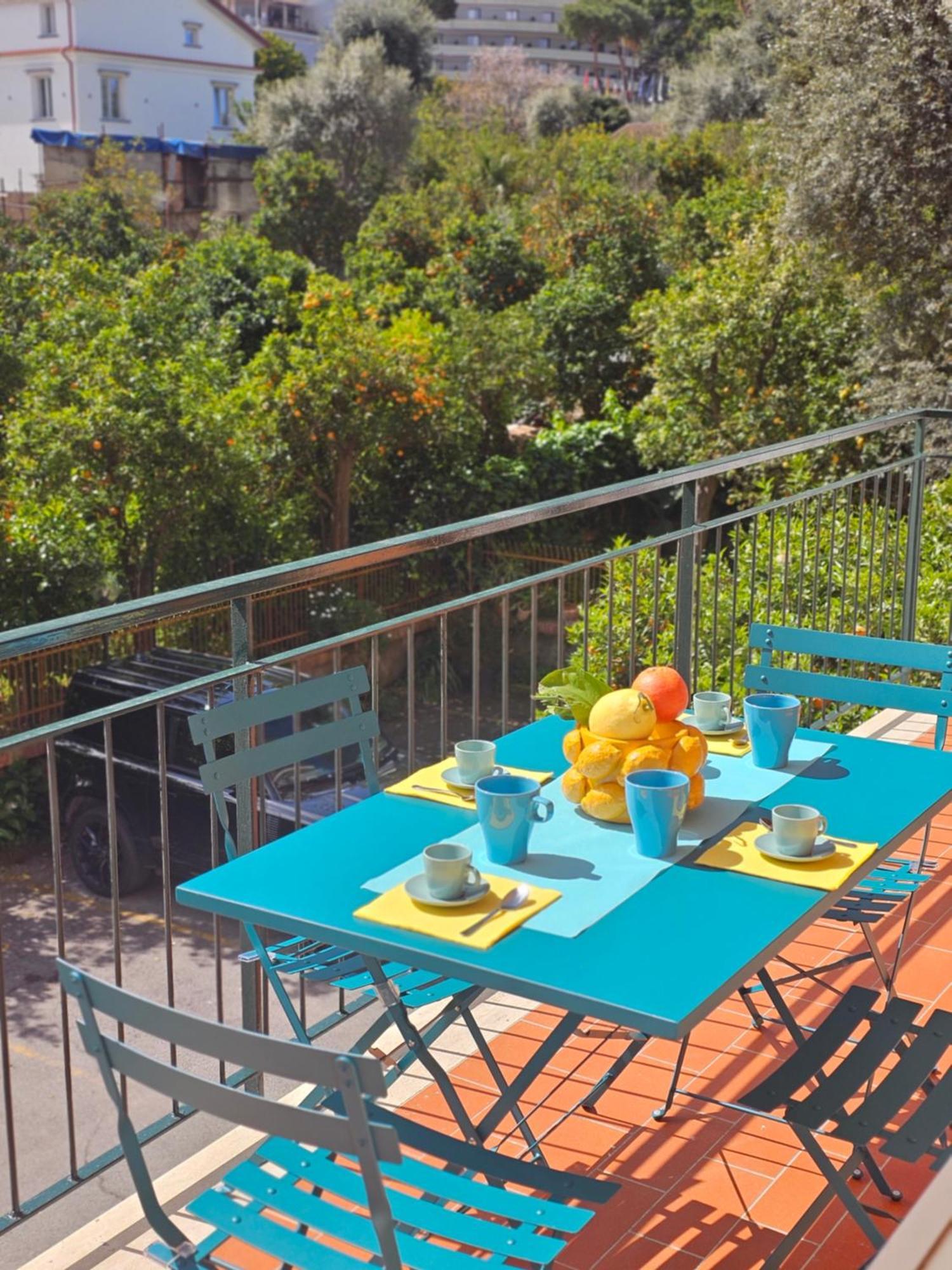 Sunny Flat Apartment Sorrento Luaran gambar